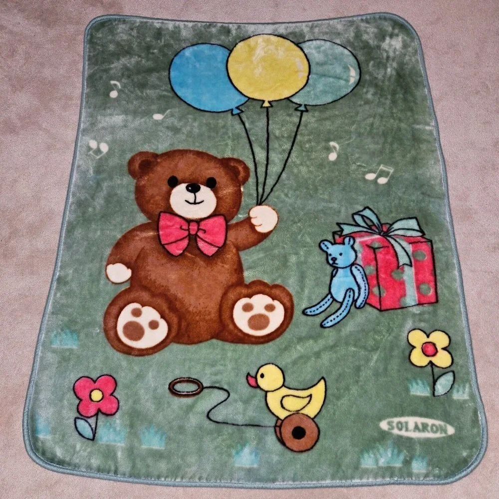 Solaron Green Teddy Bear Blanket Balloons Present Duck Flowers Music Notes 42x53